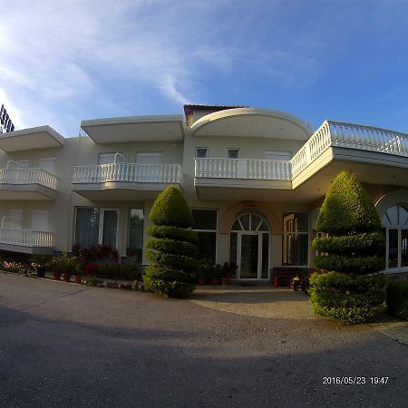 Hotel Akrogiali Korinós Exterior foto