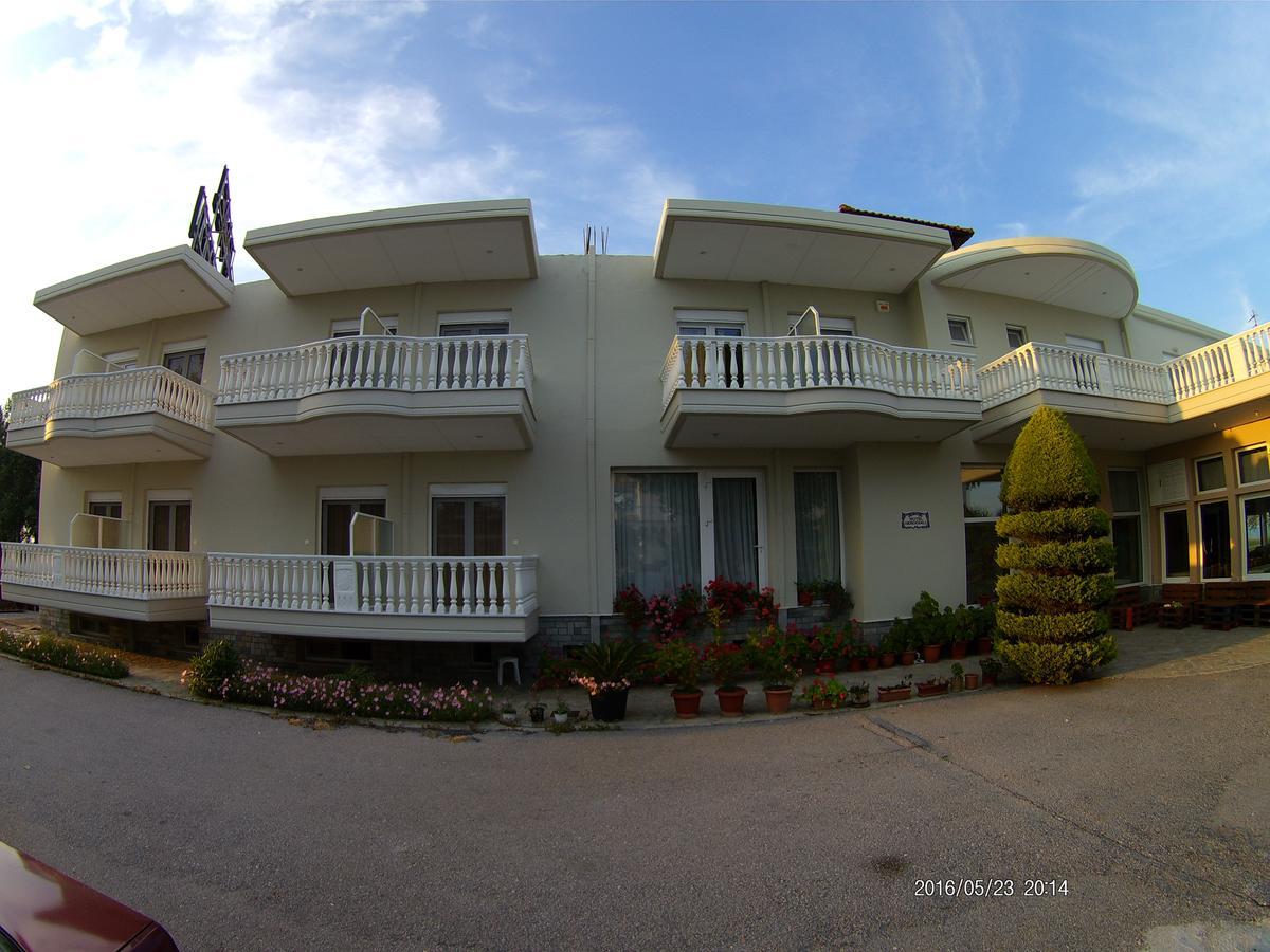 Hotel Akrogiali Korinós Exterior foto