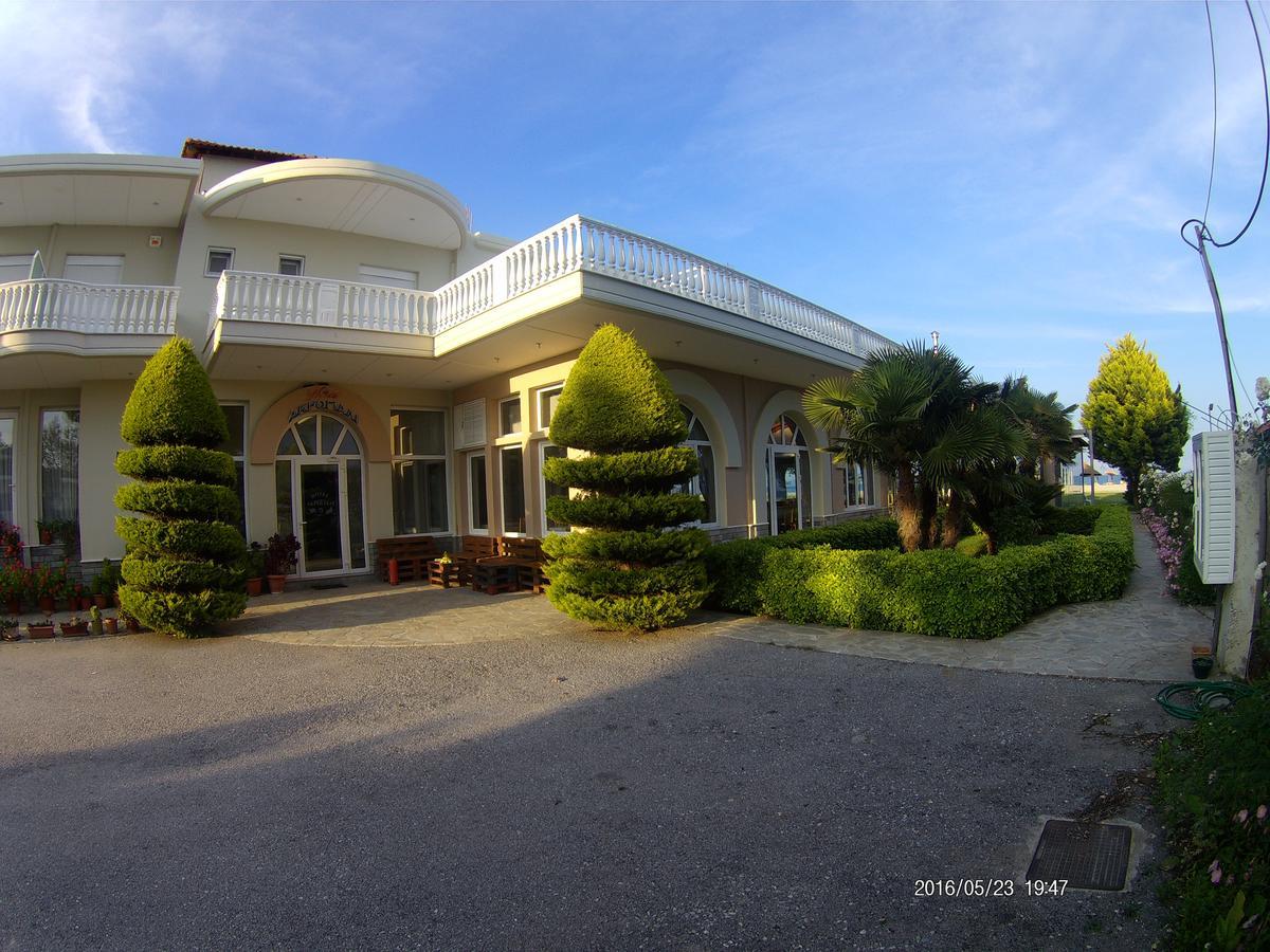 Hotel Akrogiali Korinós Exterior foto