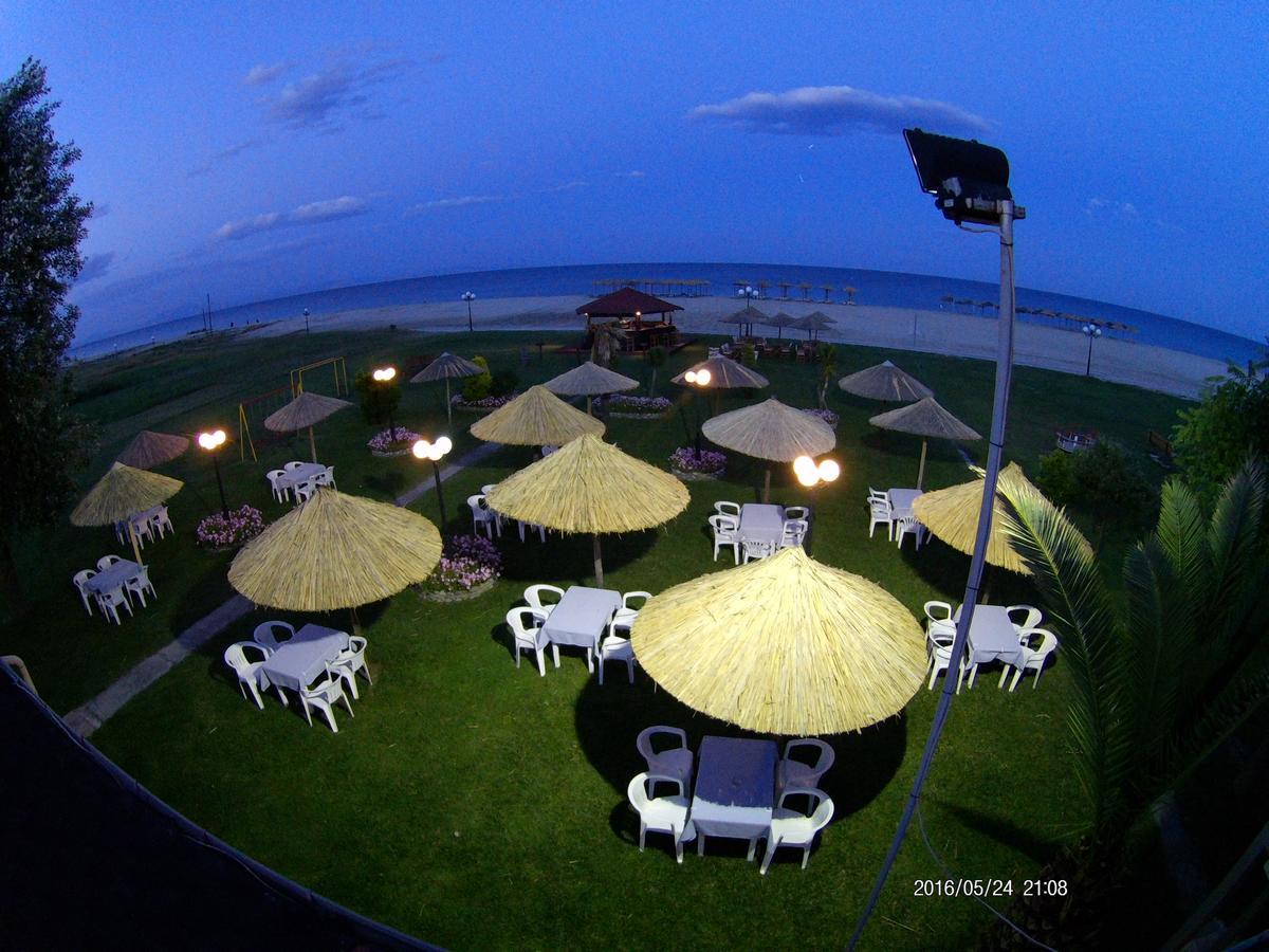 Hotel Akrogiali Korinós Exterior foto